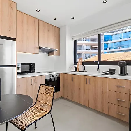 דירה Finikoudes Marina View 201 *