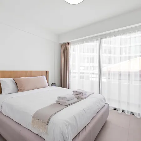 Finikoudes Marina View 201 شقة لارنكا