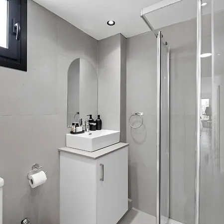 Finikoudes Marina View 201 * 라르나카